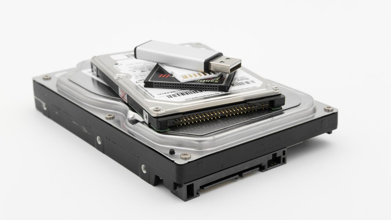 SSD → NVMe in einem Schritt: Warum der Umstieg spürbar schneller ist (und wie Clonezilla hilft)